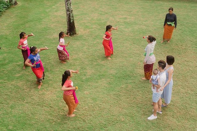 Artistic expression of Balinese dancers...
.
📷: @dedotphotography
#AlilaHotels #AlilaVillasSoori