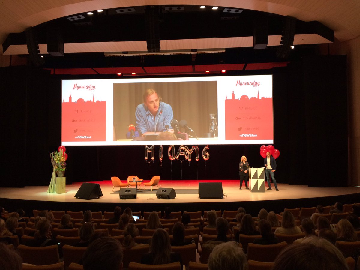 karin_sofie's tweet photo. Tema "utmana" på #mnday16 med bl.a. Martin Schibbye https://t.co/nLTL5mBS4B