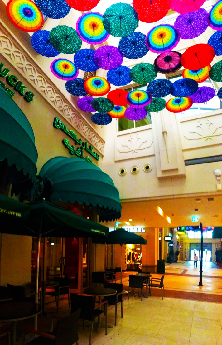 zahersousi's tweet photo. Dubai mall
#dubaimall #Dubai_dubai
#photography #photograph #eyephoto #_my_photography
 #photoshoot #photo #photos #photographerlife https://t.co/mfkC5Gkigc
