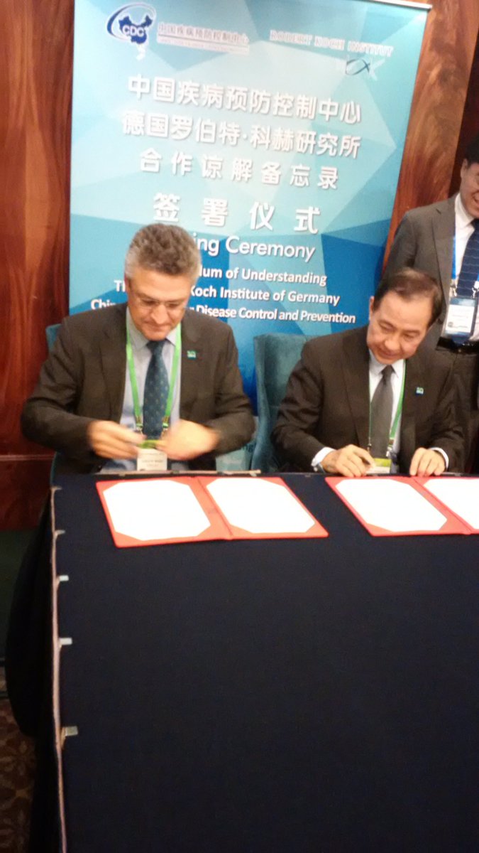 Robert Koch Institut On Twitter Chinese Cdc Director Wang Yu Rki President Lothar H Wieler Sign Mou For Collaboration During Ianphihealth Meeting In Shanghai G Https T Co N4uaugrkk6