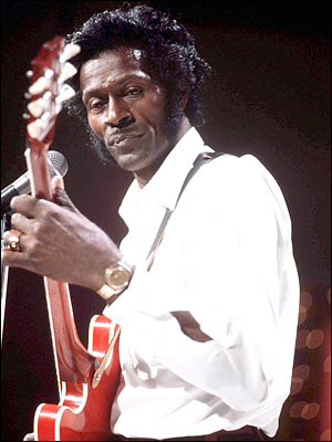 AttractionEV's tweet photo. El Rock n' Roll es el secreto de la vida eterna y nuestra forma de vida. Nuestro padre #ChuckBerry cumple 90 y saca nuevo disco. Larga vida! https://t.co/WyVRgHWdur