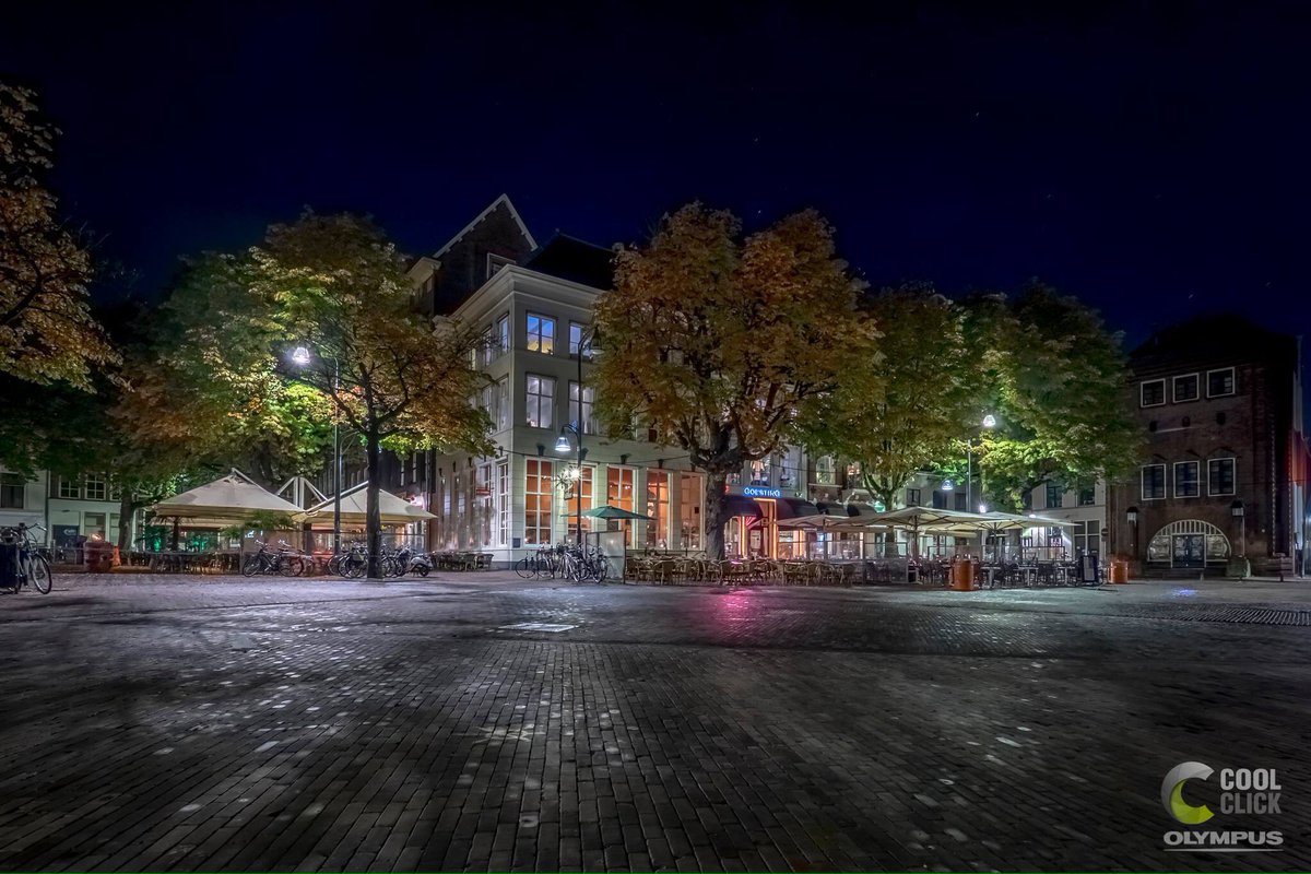 Goesting0570's tweet image. We hebben weer een mooie foto mogen ontvangen van Gerrit de Groot 📸
#Deventer #Photo #Brink #Night #Horeca