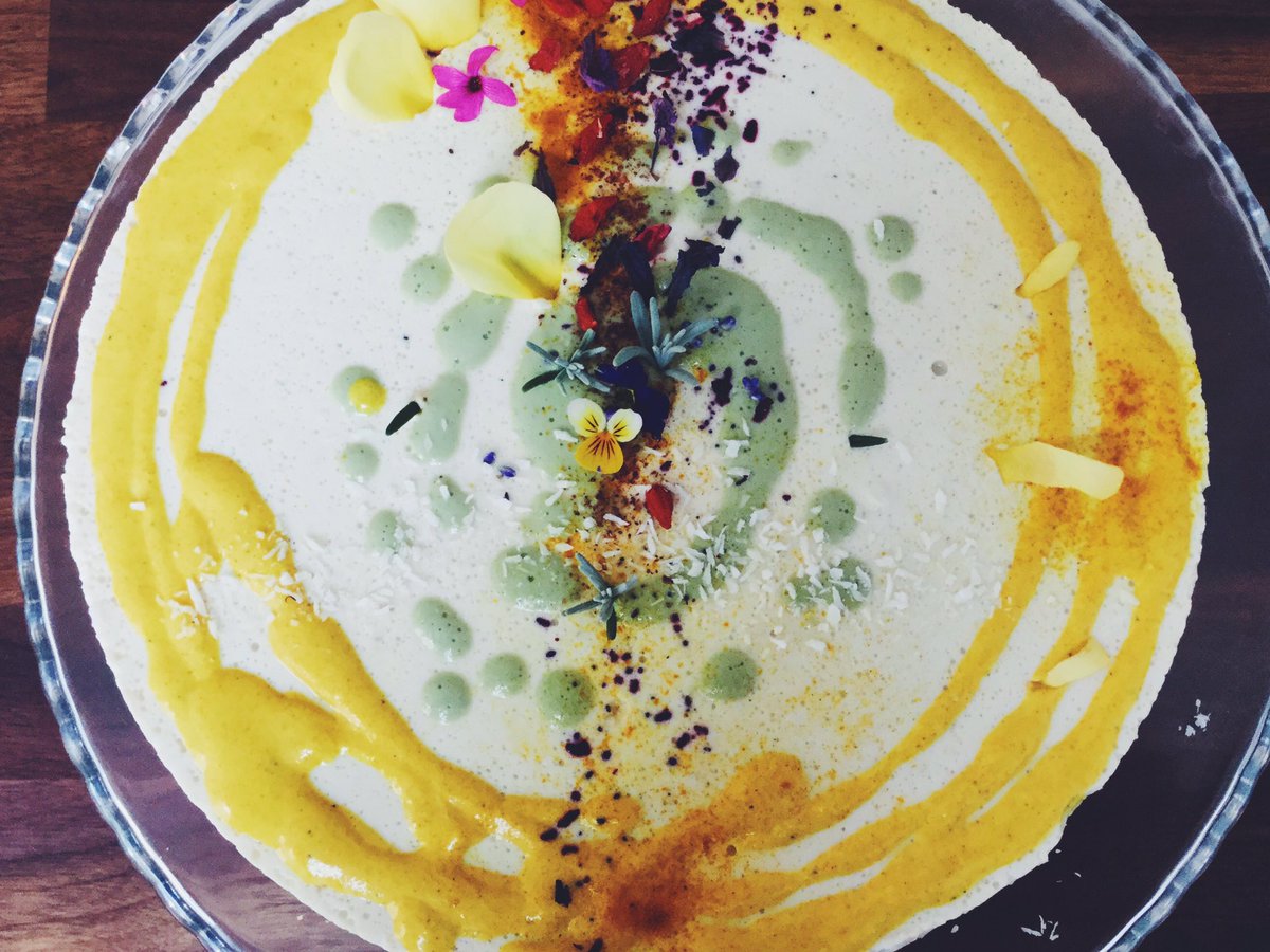 honeybeefarmacy's tweet photo. Also available from our lil shop is this beautiful #raw #vegan Pumpkin Ginger cheesecake made with fresh coconut from @4preciouslife 😍 https://t.co/GHB3D5V4Pi