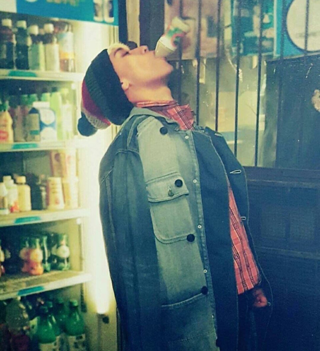 ForvittoRi's tweet photo. もしこの先、何かとても辛いことがあって、1人で抱えきれない時はそっとぼっくに声をかけてみて？もしかしたら……ㅎㅎ このアカウントは消しません。みんなとの幸せな物語の終着点。ずっととっておきます^_^ㅎㅎ https://t.co/frVyoVj3NK