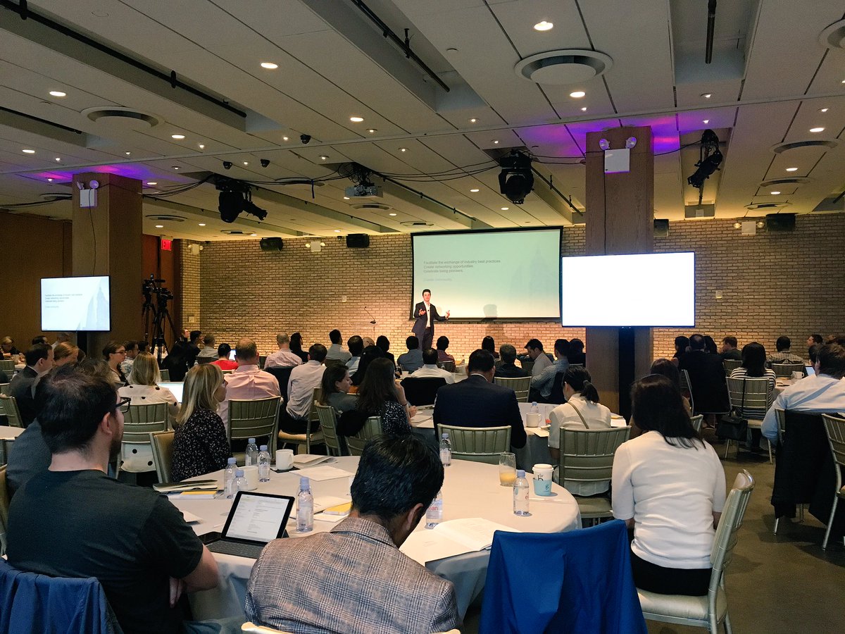 FirstMarkCap's tweet photo. A roadmap to defining and owning a category @akennada @GainsightHQ #FMS16 https://t.co/CvtilbQN78