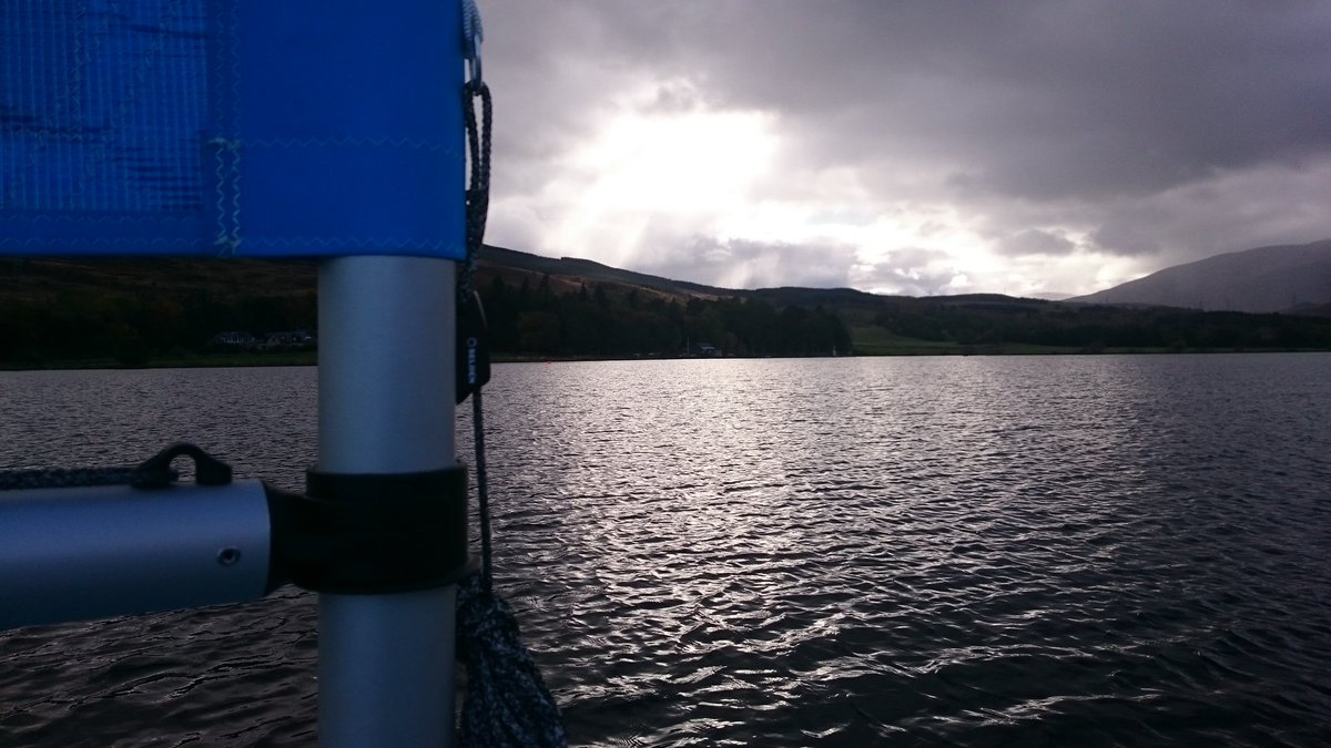 paddlefast's tweet photo. Gear testing at Loch Tummel #supinscotland #rainbowreflection #exploreyourworld https://t.co/Agtgf9iN3L