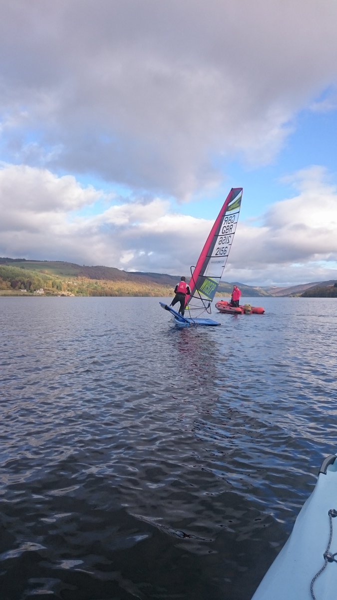 Sailingfastuk's tweet photo. Gear testing at Loch Tummel #rainbowreflections @sailscotland @thewaszp #lowriding https://t.co/7FhwXXIDrH