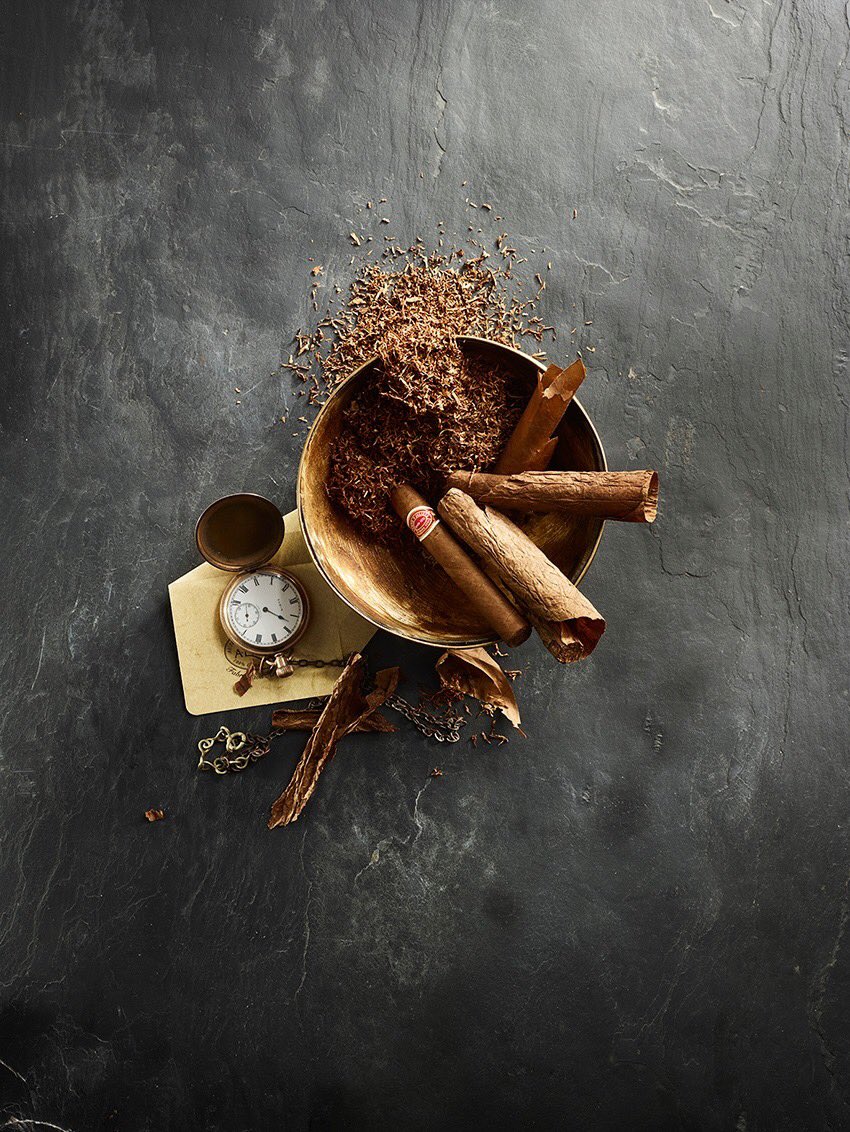 PixelFoundrySA's tweet photo. Take a look at the classical shot that @malcolmdare recently photographed for @Twisp_SA new flavours! #twisp #cigar https://t.co/ROvMuogWM2