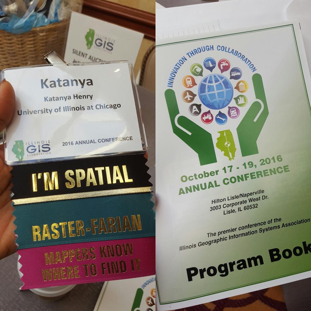 MyUrbanDreams's tweet image. At the Illinois GIS Conference... Total nerd. #urbanplanningnerd #gis #esri #ILGISA2016