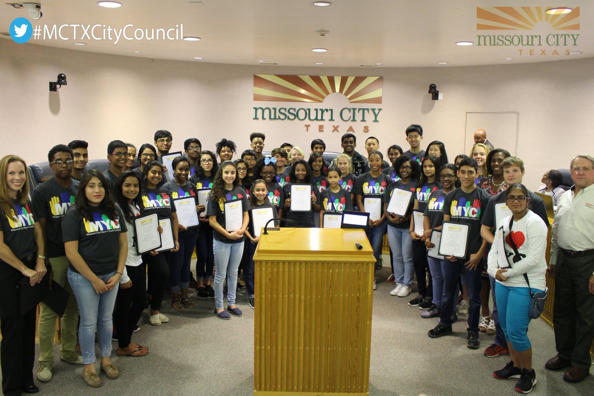 Missouri City Tx On Twitter Mctxcitycouncil Update Mayor S Youth Commission Students Sworn In For The 2016 2017 Program Year Learn More Https T Co Fjqtfplipv Https T Co U4nxzbuwpn