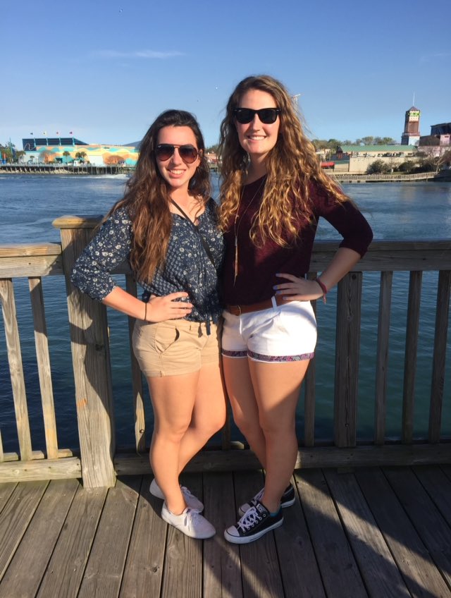 CarleyKastner's tweet photo. HAPPY 19th MILLIE!! Hope you're having fun at Clemson!@mollie_mags https://t.co/Van4H5y1Nf
