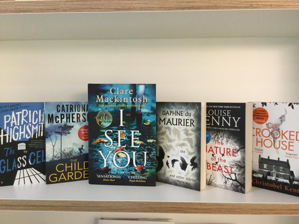 TheCrimeVault's tweet photo. RT by midnight today Weds 19 Oct to win this spine-tingling selection of books for #Halloween (UK only) #WinItWednesday https://t.co/flAVxIeB8u