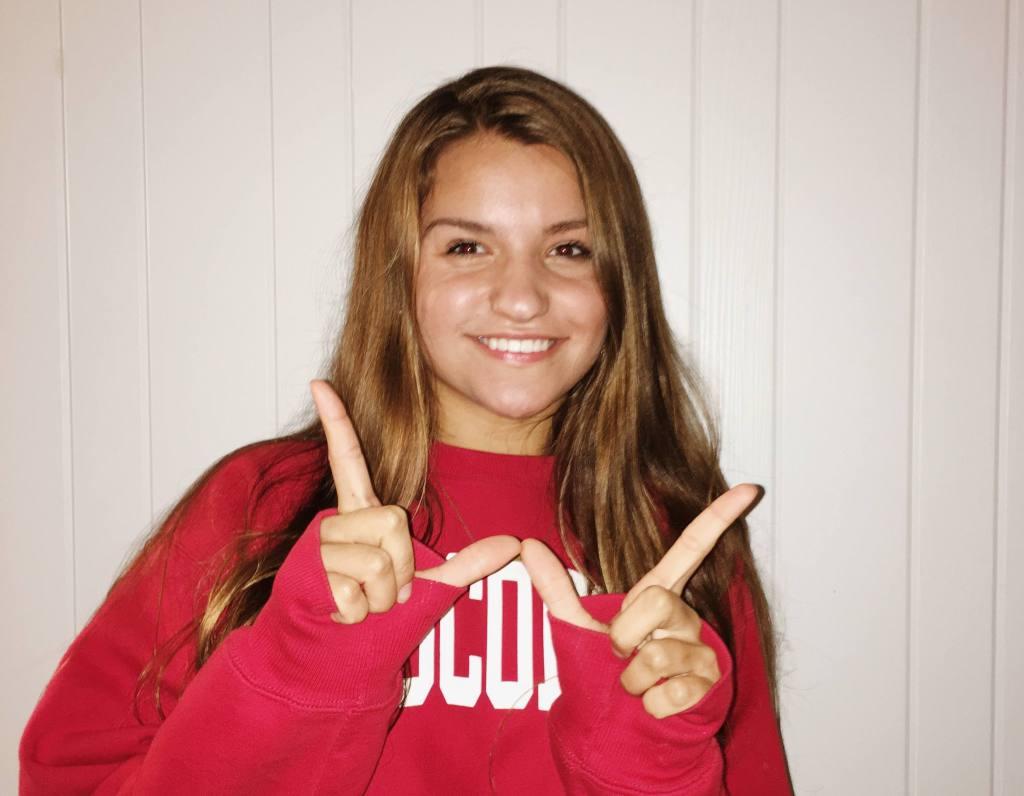 swimswamnews's tweet photo. All-American Sprinter Gabby Higgins Verbally Commits to Wisconsin https://t.co/A0DsiQ9hLV https://t.co/qvH4NpWM0R
