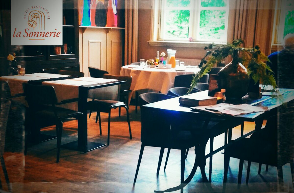 #Leestafel #brasserie #gezelligheid #herfst