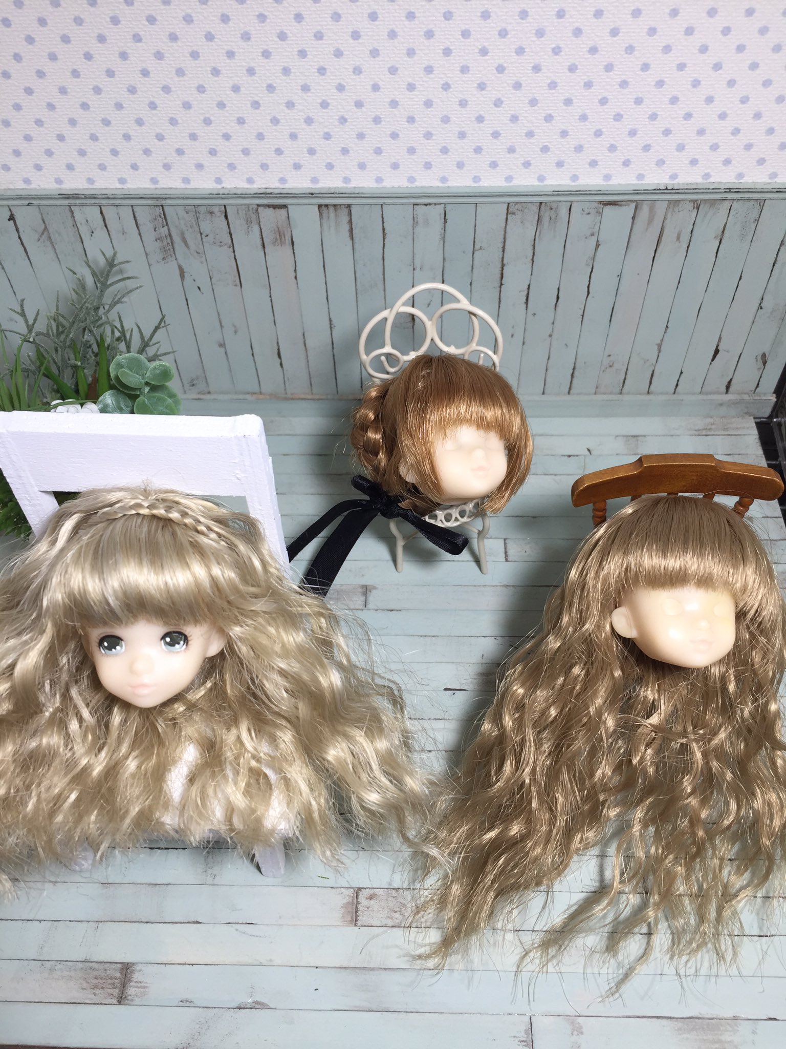 まめじ 生首注意 Rurukoウィッグサイズに興味を持たれた方が多いので着用写真です 着用例 左から ドルチェ4 5インチ 小さなドール用ウィッグのお店4 5インチ オビツmサイズ オビツは頭が浮くので合わなそう まめじ 生首注意 Rurukoウィッグサイズに興味を持たれた方が多いので着用写真です 着用例 左から ドルチェ4 5インチ 小さなドール用ウィッグのお店4 5インチ オビツmサイズ オビツは頭が浮くので合わなそう