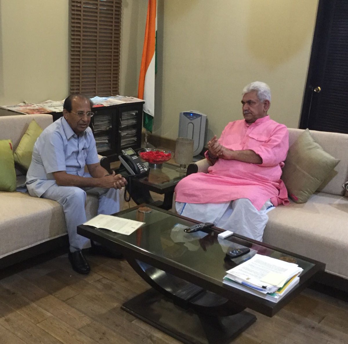 DoT_India's tweet image. Hon&apos;ble MoC @manojsinhabjp,met today Prof Jagdish Mukhi,L.G.,A&amp;amp;N Islands regarding Submarine OFC Project in the islands.#Telecomconnectivity