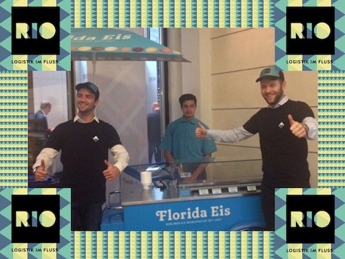 riocloud's tweet photo. Folgen Sie den #RIO Buddy-Bären auf dem #dlk2016 und besuchen Sie unser Team für eine kühle Erfrischung! #eisistheiß #Logistik #floridaeis https://t.co/oljpl60lUm