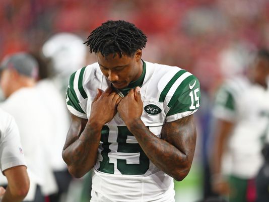 USATODAY's tweet image. Sagging NFL TV ratings leave owners scrambling for answers usat.ly/2e79ydR