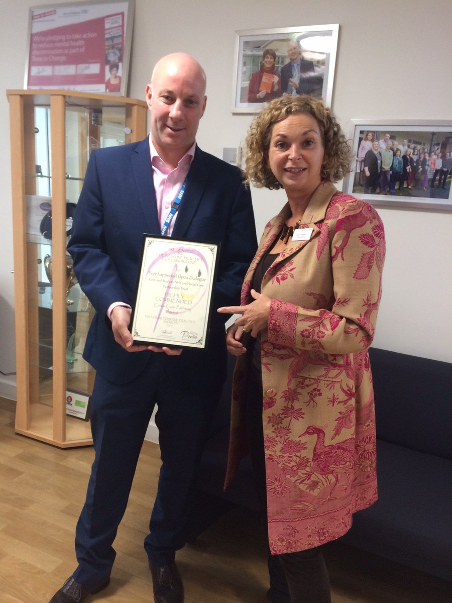 kmmh_nhs's tweet photo. James Osborne, Clinical Lead with CEO Helen Greatorex. Open Dialogue highly commended in crisis care category @PositivePracti1 #MHAwards2016 https://t.co/DCNrjTAlKi