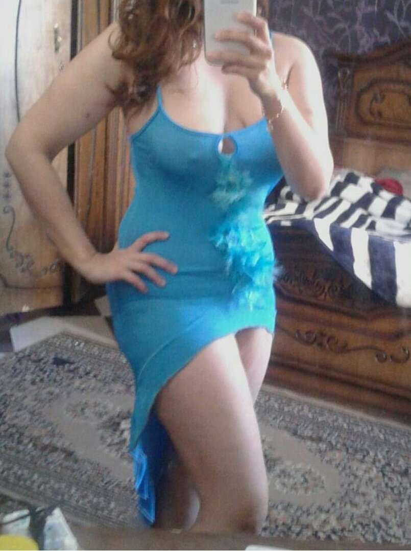 مين يا بنات تركبني وتكون لبسه صناعي
وتلحس كسي وبزازي 👙👅