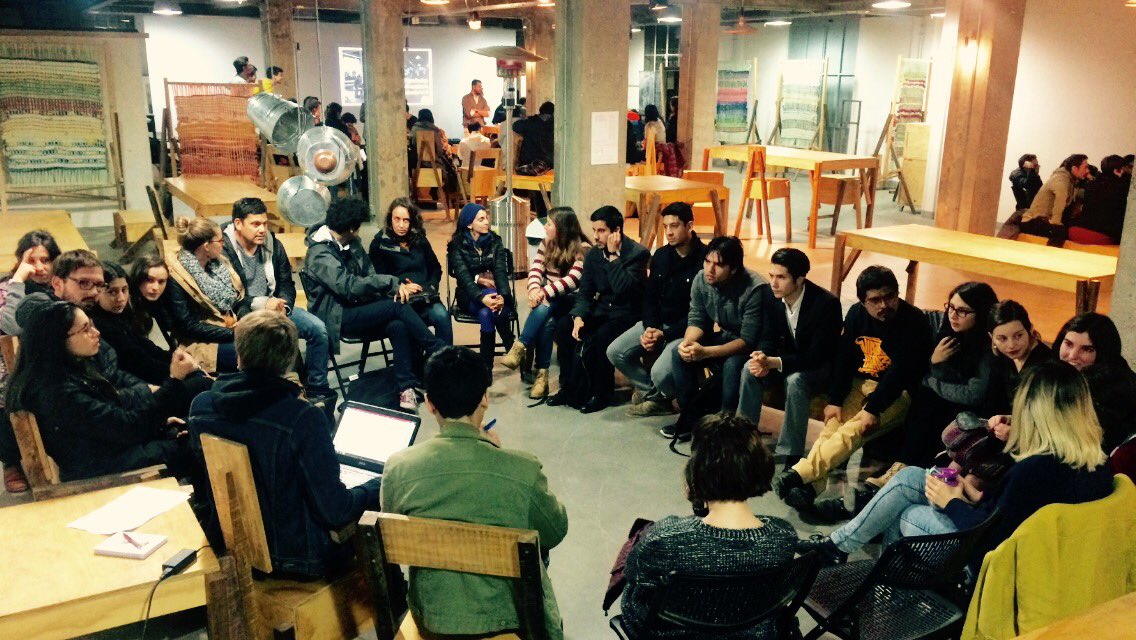 patricionovoa's tweet photo. Ayer, tremendo encuentro de #comunidad #labinfante1415 para impulsar proceso de innovación social y creatividad urbana en @Muni_provi https://t.co/9NpLSkNyjL