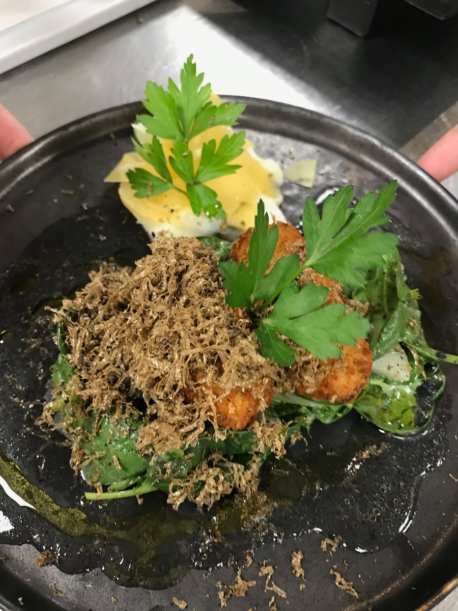 Lunch! Fazant/truffel kroket....smullen maar!