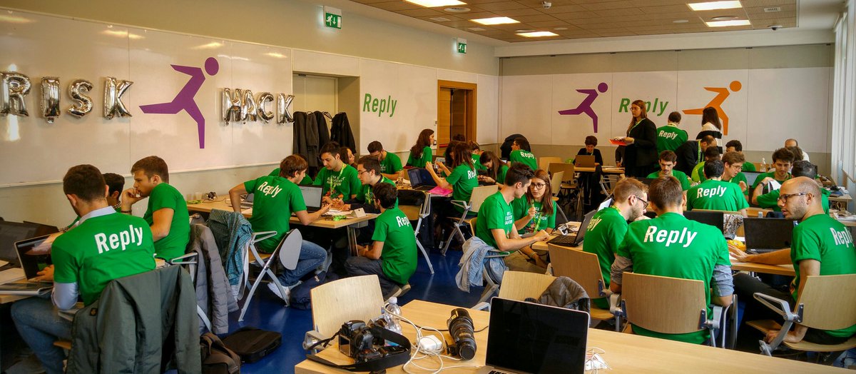 giuggiupa's tweet photo. Hard work at #replyriskhack #rome! https://t.co/jGwOzBzWLZ