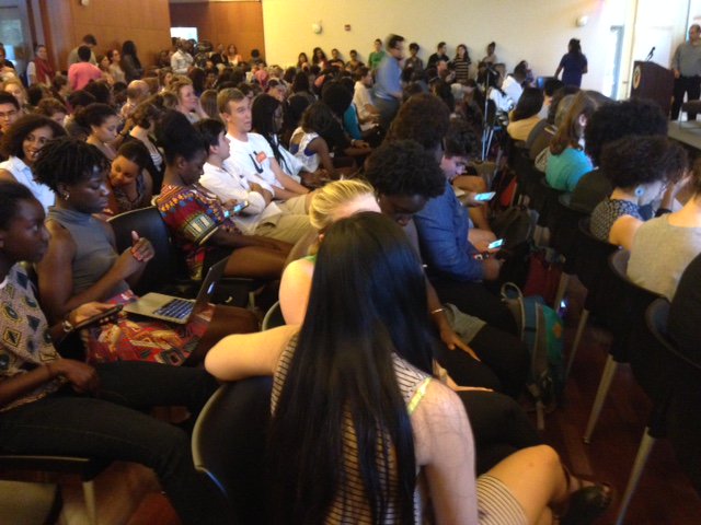 KYRNJ's tweet image. Packed House #PrincetonU 4 discussion w/ @MB_ChosenFather, @KeeangaYamahtta &amp;amp; @ShaunKing on #blacklivesmatter . Moderator Destiny Crockett.