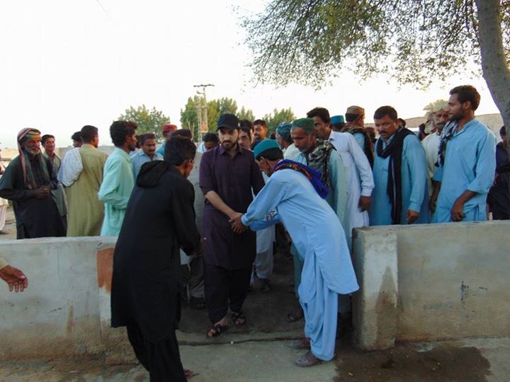PppJiyala's tweet photo. @ChairmanMatiari @MakhdoomFZaman condoled wth HashimHajano on demise of AhmadHajano in vill YusufHajano
#MakhdoomOfHala #Condolences #WthPpl https://t.co/ZHPjQ1INQH