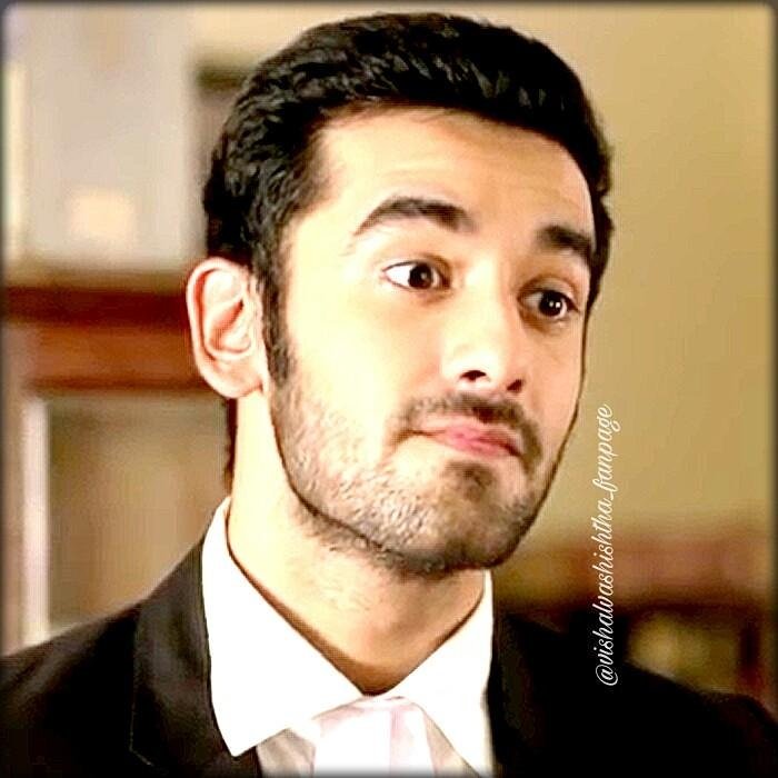 v_vishal13_FP's tweet photo. @v_vishal13
Vishal as #Anil in #SunYaarTryMaar on #UTVBindass
A principled defendant lawyer fall in love with a young ambitious prosecutor https://t.co/tqGr32fcnv