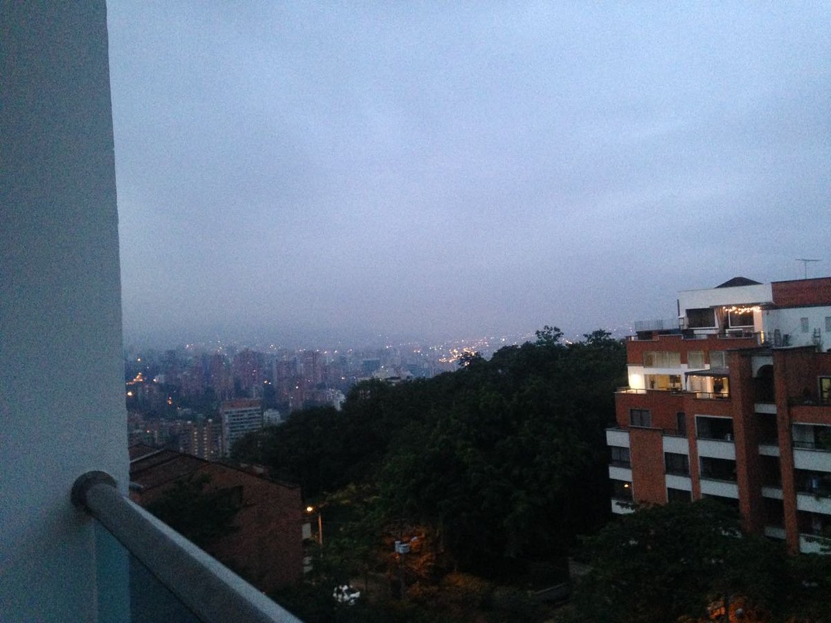 georgeedward25's tweet photo. Colombia 🙌 https://t.co/Tt7WiCulEv