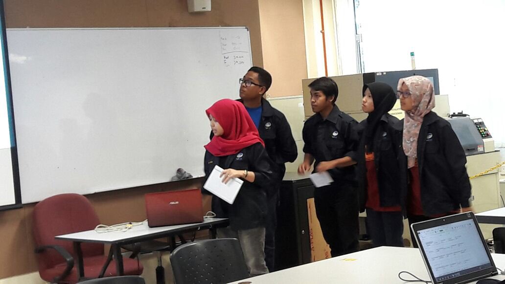 nztlaqeela's tweet image. Kerja tiap2 hari rabu 😪😪😪 group esok ngan lusa good luck guys 😘😘 #AdvancedOptics