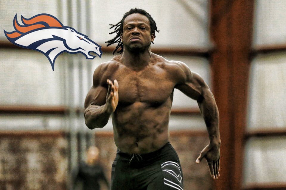 RFootball's tweet image. Congrats to @quentingause signing with the Denver Broncos. #RFootball🛡⚔️