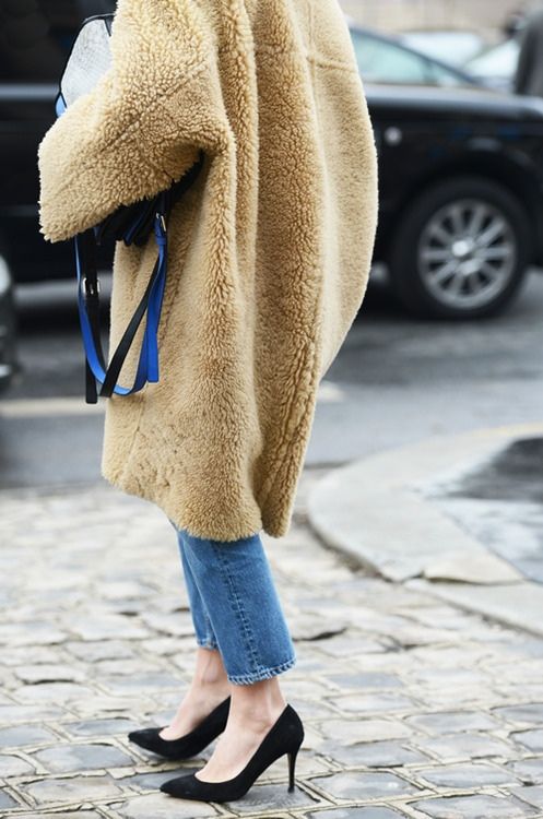 fashionassist's tweet image. #WomenswearWednesday | #FallLayering #StyleInspiration | #teddycoat