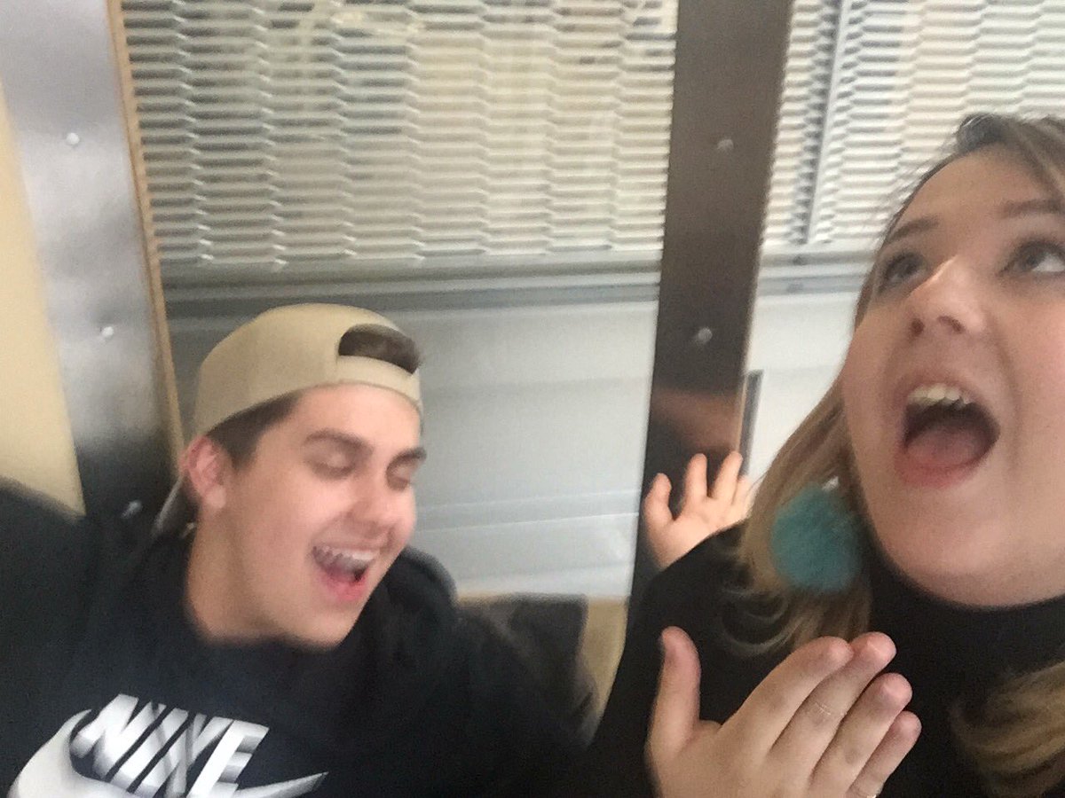 PodAll4's tweet photo. We are taking requests #Karaokehour https://t.co/3Irb9KvlSn