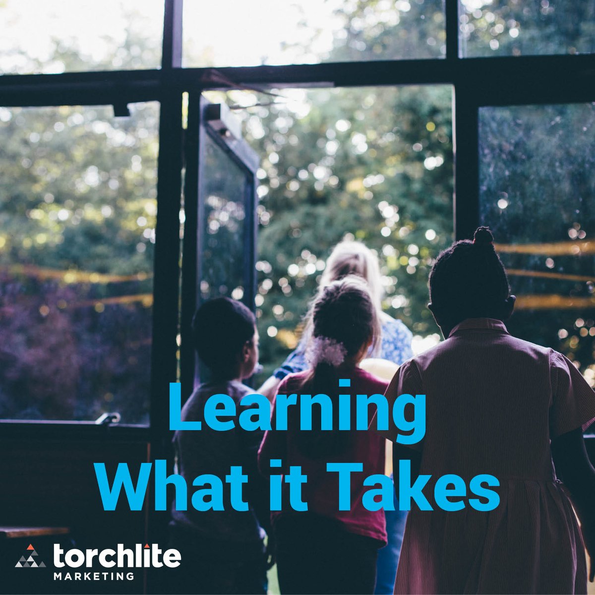 You can't do everything yourself. Learn when to hire others and when to hustle yourself: bit.ly/2dEqu9j