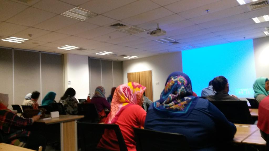 cindoy5's tweet photo. @KurioID #SahabatKurio suasana meriah sahabat kurio https://t.co/Vcl7E1ez1X