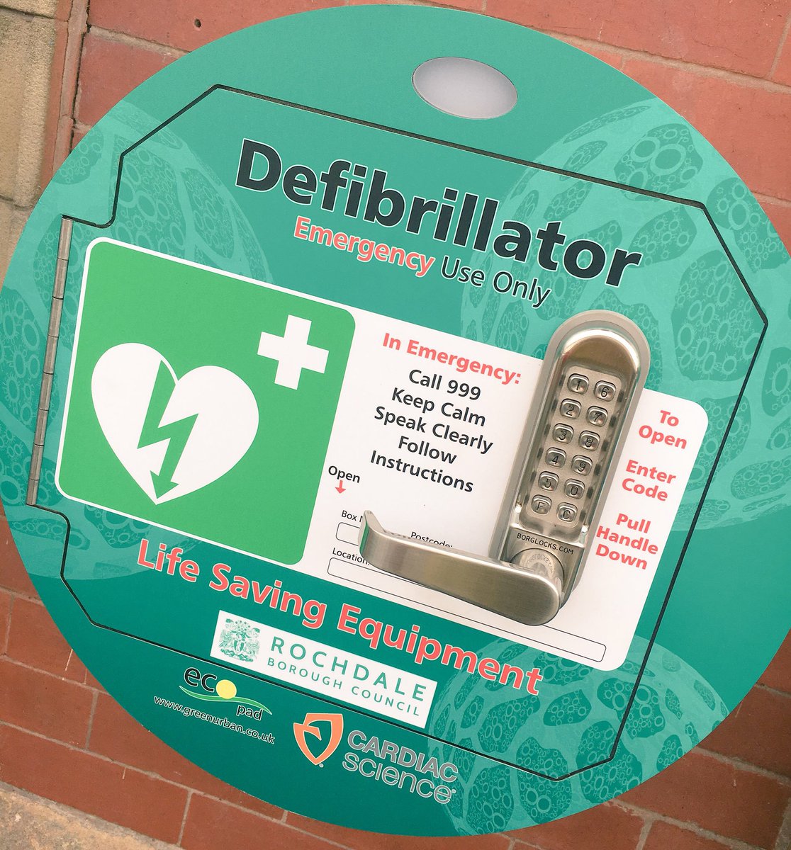 cardiacsmart's tweet photo. We are making sure that defibs are available to all who might need them #FabChangeDay #findthedefib @NWAmbulance https://t.co/5APcvToYET