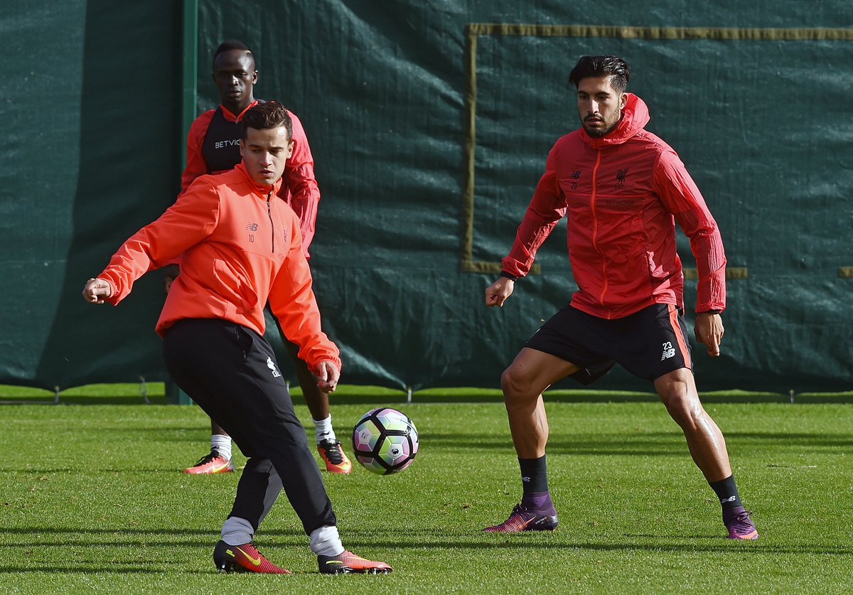 LFC's tweet photo. 📸 No-look passing doesn't get better than that, @Phil_Coutinho! 👀⚽ https://t.co/rkrj4kjCXX