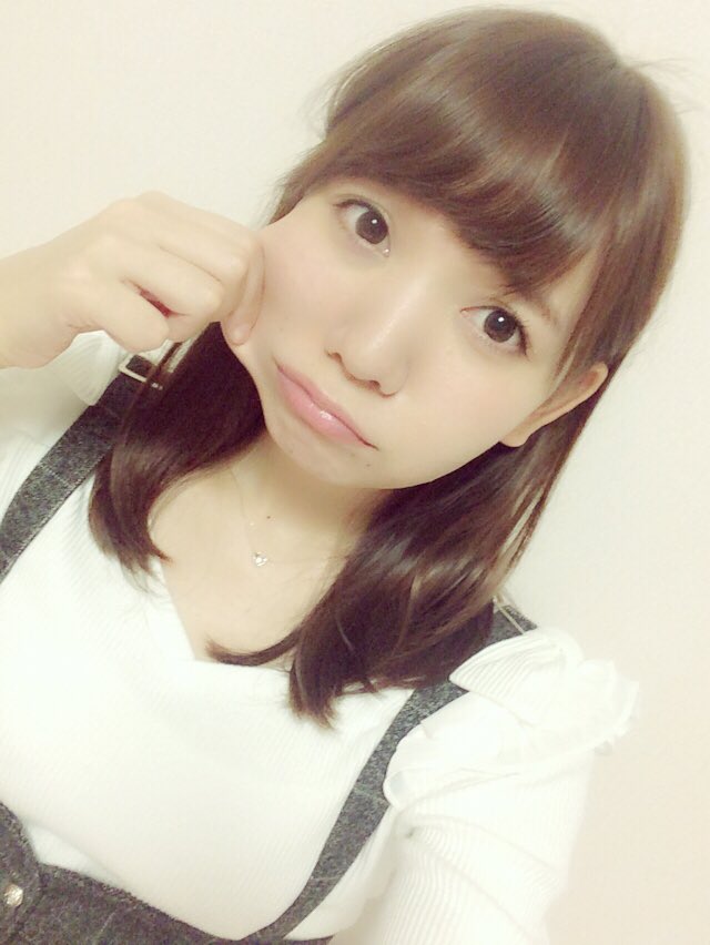 和氣あず未 On Twitter ほっぺたのお肉前までヤダったけど ぷにぷにしたくなる って言われたから 好きになっちゃった W Https T Co 0sqww2fuii Twitter