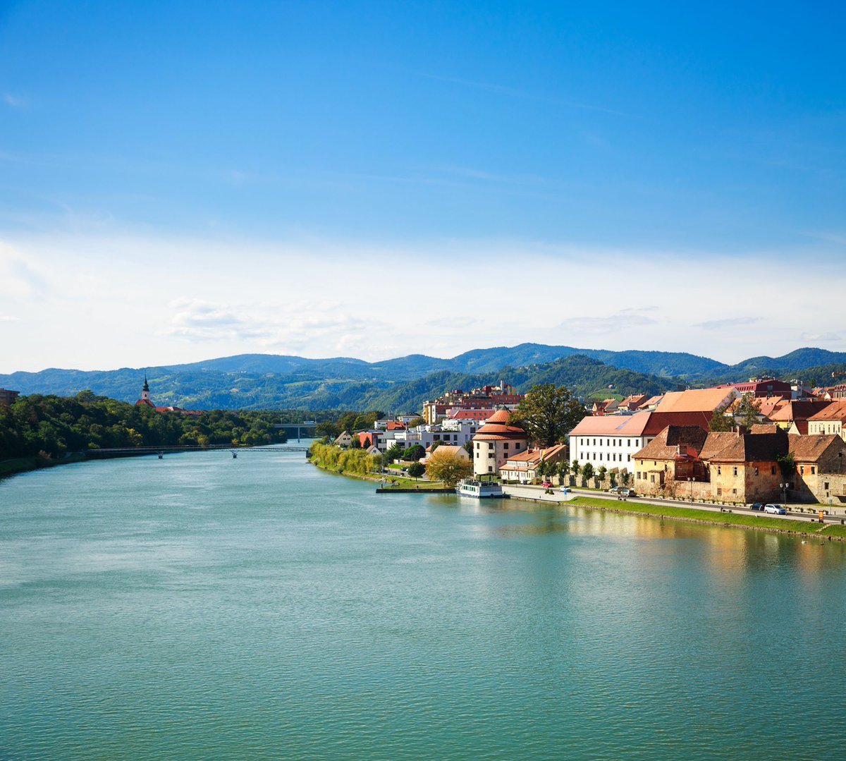 Why #Slovenia is Europe's hot new food and wine destination: bit.ly/2a0lPZg  🍴🍷
<a href="/govSlovenia/">Slovenian Government</a> <a href="/visitptuj/">Visit Ptuj</a> #Maribor <a href="/nkmaribor/">NK Maribor</a>