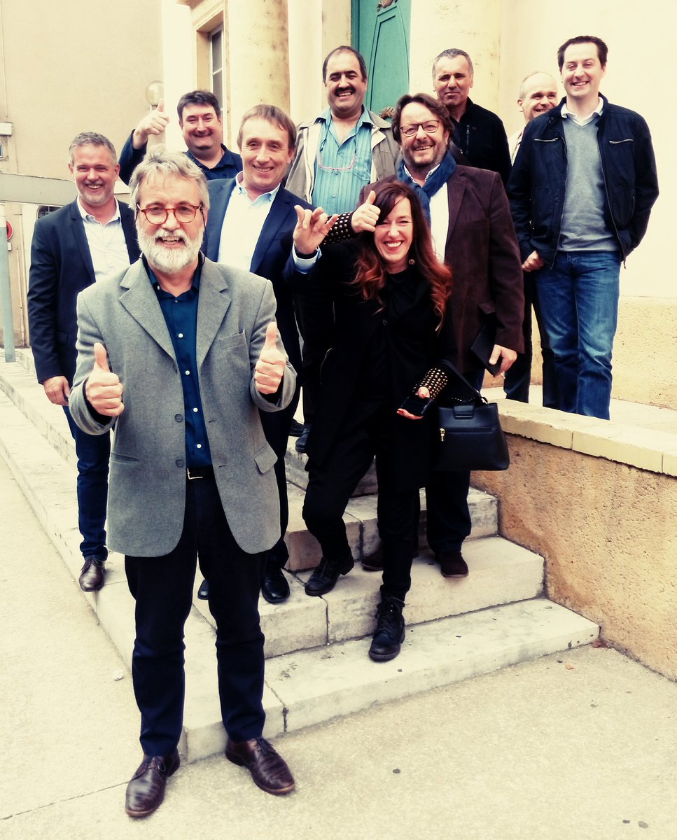 U2PLandes's tweet photo. Les Artisans landais renouvellent leur confiance à l'UPA des Landes qui gagne avec près de 64% des suffrages #ElectionCMA #Landes #Artisanat https://t.co/Dy8GUgS9ud