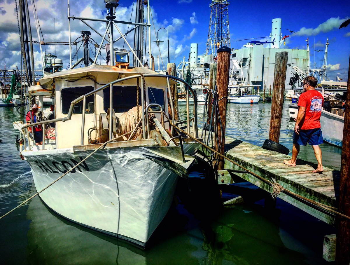 KatiesSeafood's tweet photo. Just a boy &amp; his boat.

@KennyGuindon #fvfalcon https://t.co/Md0h9iBgQs