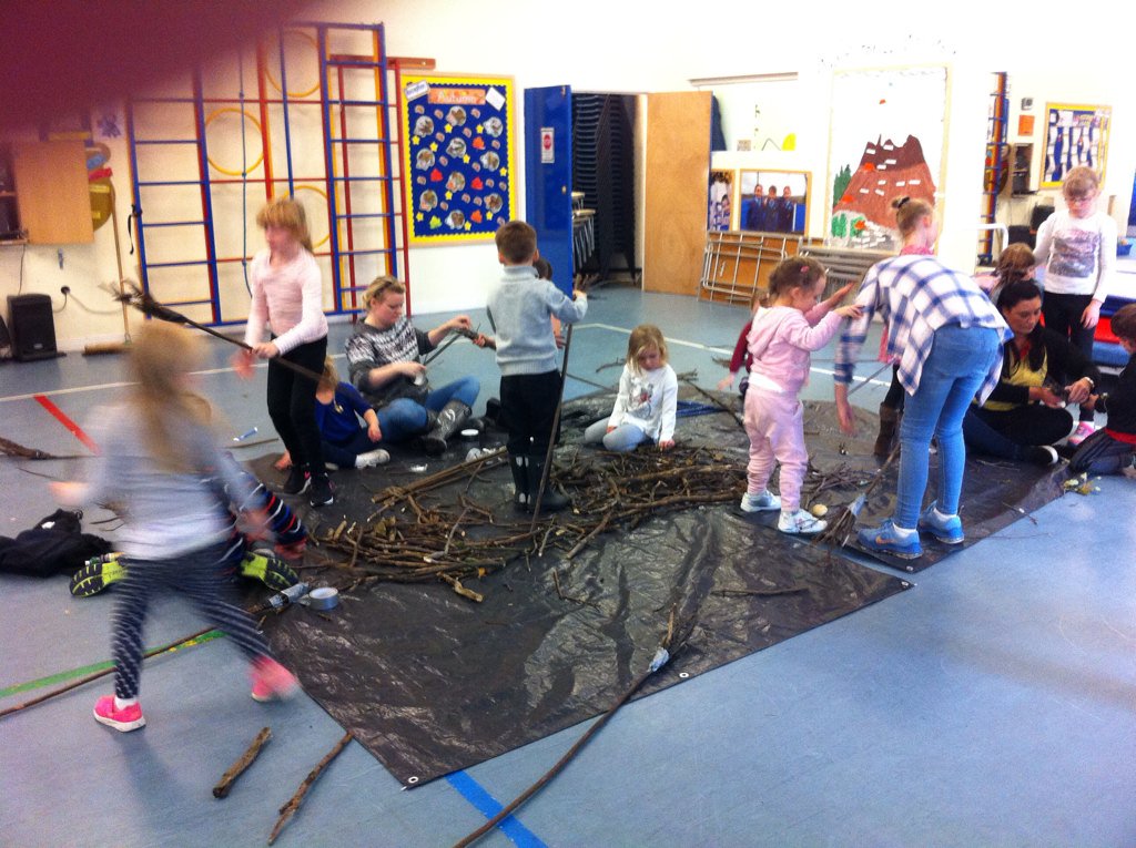 BrabynsPrep's tweet photo. A truly magnificent broom! #broomstickmaking #doingourbest https://t.co/lKCdWCAknU