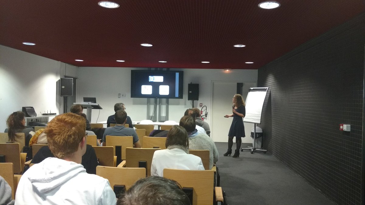 RomainTribout's tweet photo. Belle présentation des logements intelligents #lmh du @LGCgE par @LoriotMarine ! @ishahrour #SmartBuildingDay  @clusterHBI @euratechnologie https://t.co/gRzxETHNgN