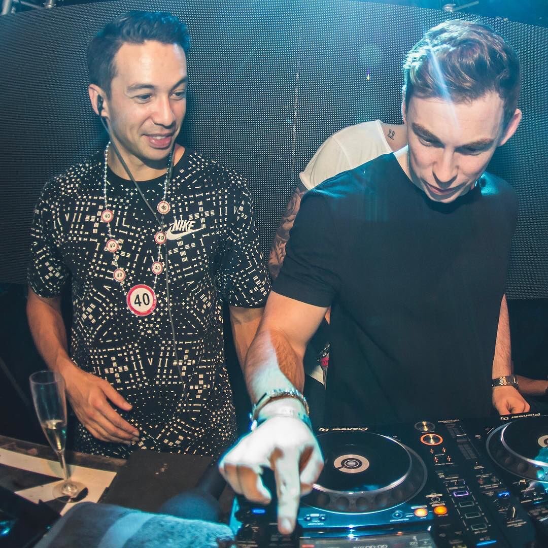 Helemaal skeer : ) RT @HARDWELL: Had fun last night playing at @LaidbackLuke's birthday party! 🎉 https://t.co/SWvHKF9wLL