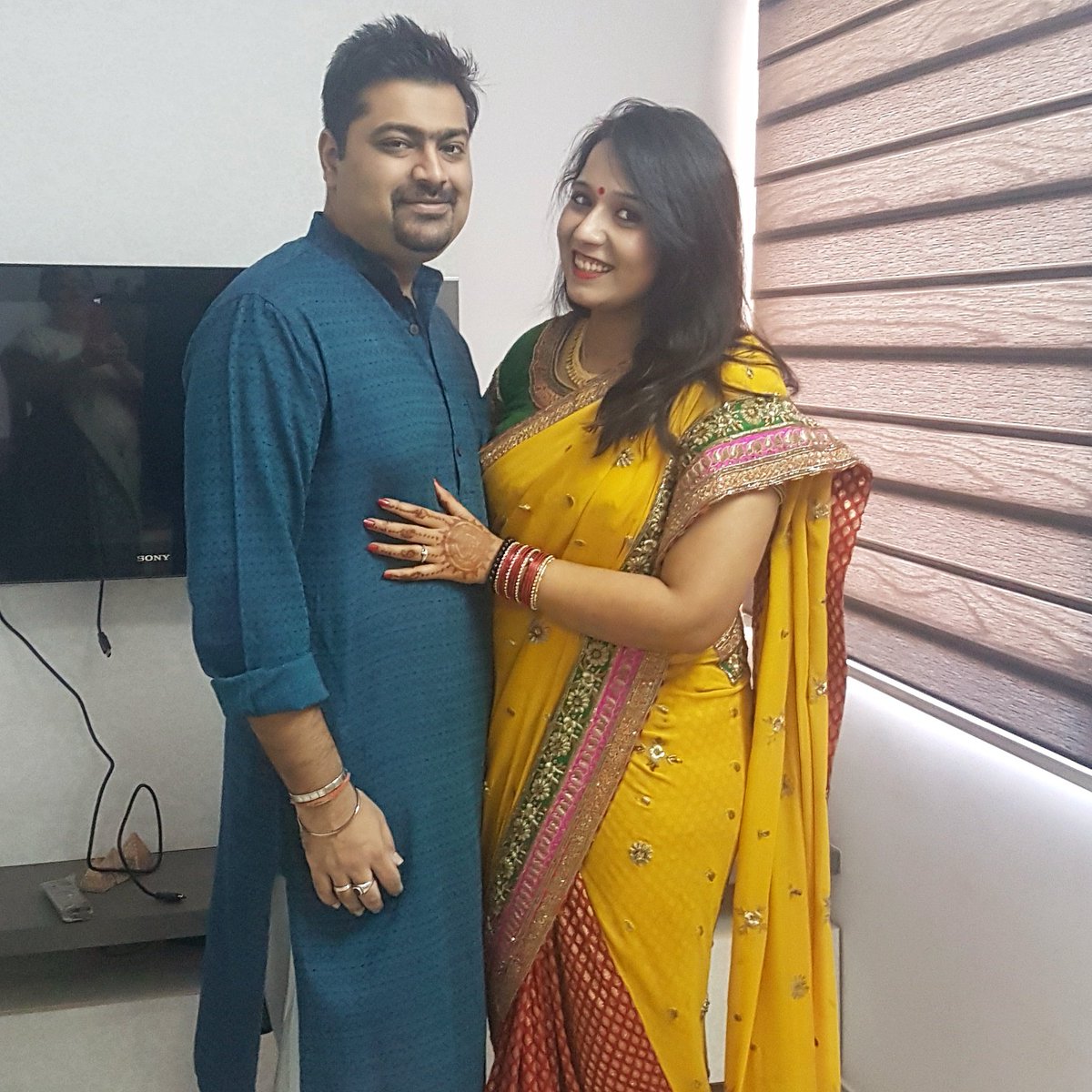 Colors_OfMyLife's tweet photo. All decked up for karvachauth!!!
#ethnicwear #karvachauth #karvachauth2016 #indianwear #alldeckedup #firstkarvachauth #indianfestivals https://t.co/8o4WhxS5mc