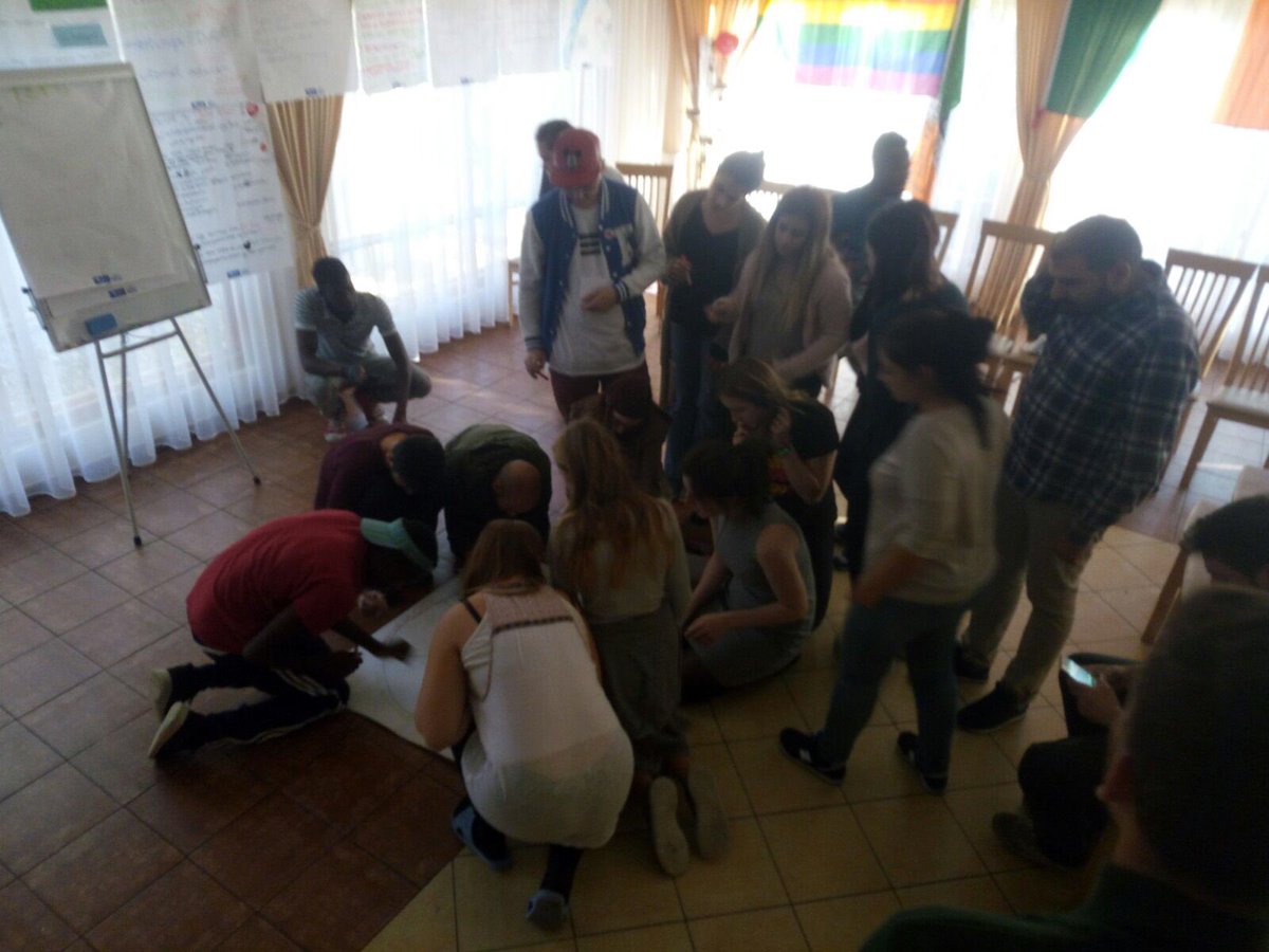 EuroBugInt's tweet photo. Afternoon session #SolidActivist #Eurobug #Nohatespeech #erasmusplus #youthactivist https://t.co/gg3zaZ2TQV