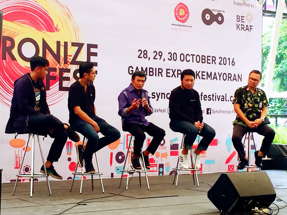 "Musik Indonesia yang paling siap menghadapi persaingan," kata H. Rhoma Irama di press conf. <a href="/SynchronizeFest/">Synchronize Festival</a> 
@demajors_info <a href="/DyandraPromo/">Dyandra Promosindo</a>