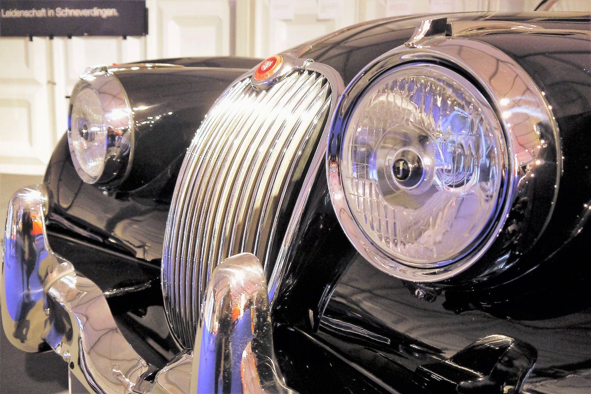 KlattOldtimer's tweet photo. Britische Eleganz: Schöner #Jaguar #XK150 #Roadster (Bj. 1960) im Top-Zustand! https://t.co/MAp8DhppGt #Klatt #Oldtimer https://t.co/kVoYvwvBtF